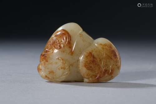 A Carved Hetian Jade Peaches