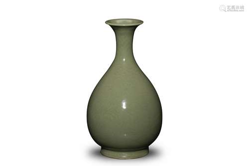 A Carved Longquan Celadon Glazed Yuhuchun Vase