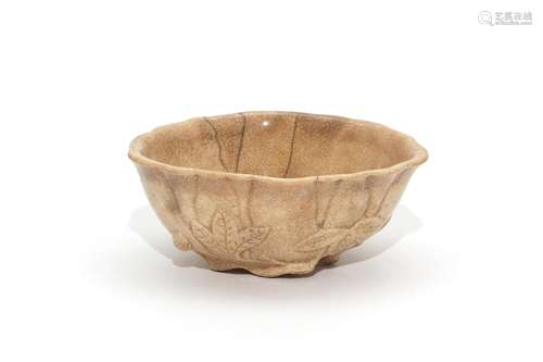 A Ge Glazed Floral Bowl Ming Dynasty