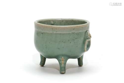 A Longquan Celadon Glazed Tripod Censer