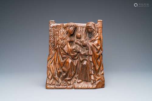 Un groupe figurant Sainte Anne Trinitaire en chêne sculpté, ...