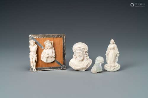 Un profil d’homme en nacre, une statue et deux bustes de Chr...