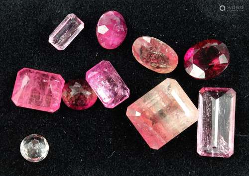 10 loose tourmalines total approx. 27.00 ct