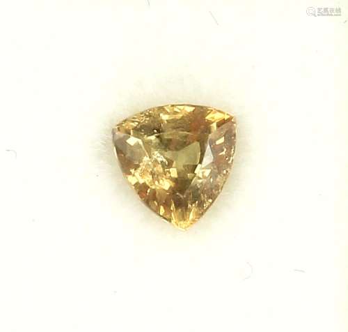 Loose bevelled yellow sapphire, 1.21 ct