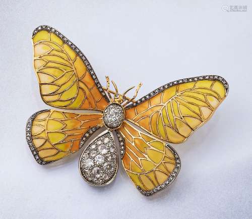 18 kt gold brooch 'butterfly' with enamel and diam...