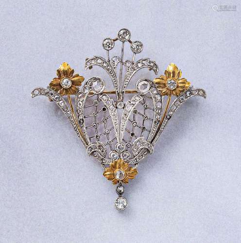 18 kt gold pendant/brooch with diamonds