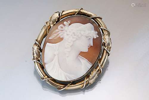 Brooch with shell cameo, England approx. 1845/50