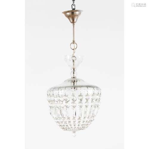 A single light chandelier