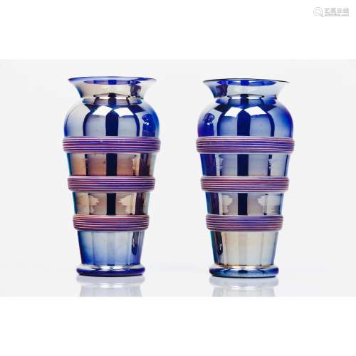 A pair of Art Deco vases