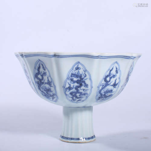 Xuande blue and white high foot bowl in Ming Dynasty