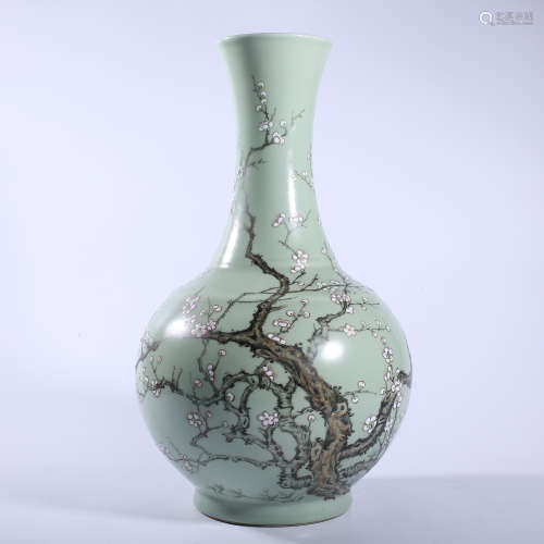 Qing Dynasty Guangxu pastel vase
