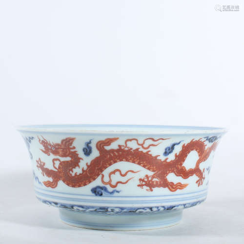 Xuande blue and white red bowl in Ming Dynasty