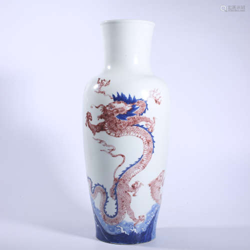 Qing Dynasty Kangxi blue and white underglaze red dragon bot...