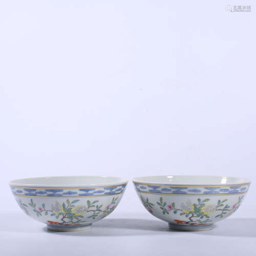 A pair of Yongzheng pastel bowls in the Qing Dynasty