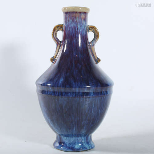 Qing Dynasty Qianlong kiln glazed double ear bottle