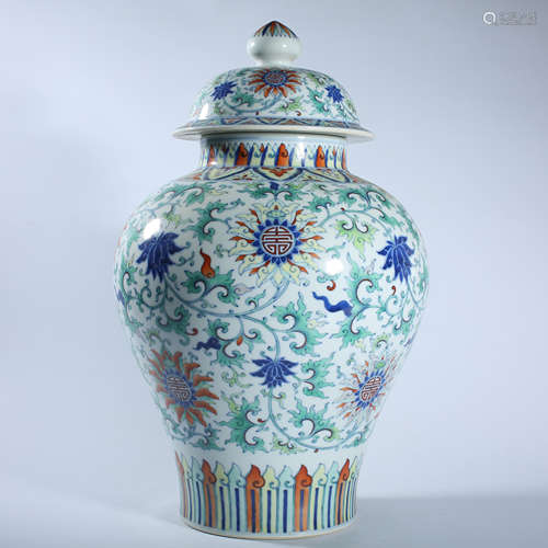 Qing Dynasty Qianlong pastel covered pot