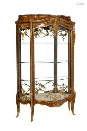 A Francois Linke parquetry vitrine, index number 905