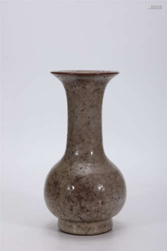 Guan Ware Bottle Vase