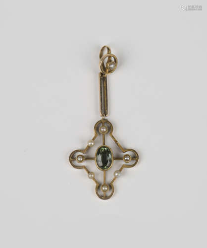 An Edwardian gold, green tourmaline and seed pearl pendant i...