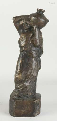 Bronze sculpture, Greek lady with jug