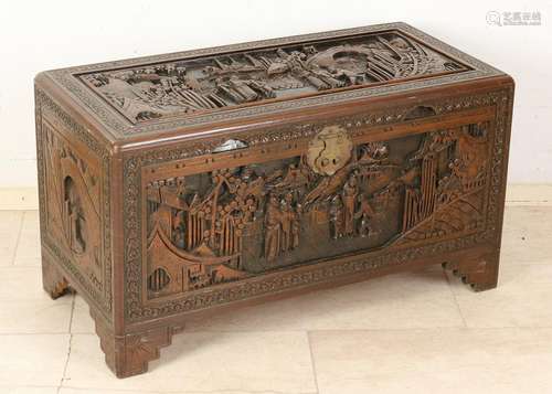 Indonesian camphor box