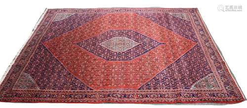 Very large Persian rug, 300 x 400 cm.