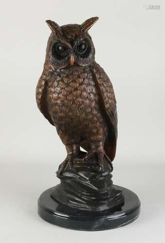 Bronze figure, Owl