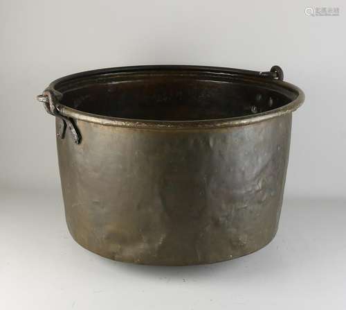 Brass aker with handle