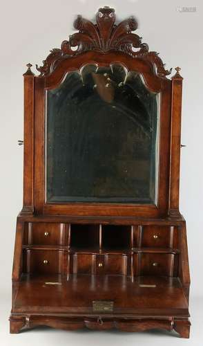 Antique travel secretary