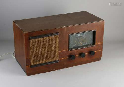 Antique Regentone radio