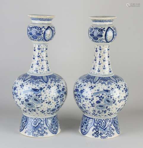 Two antique Delft vases, H 40 cm.