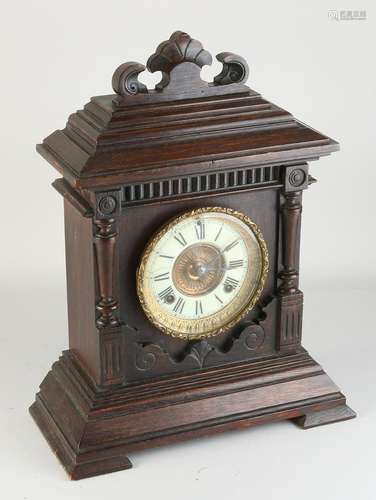 American table clock