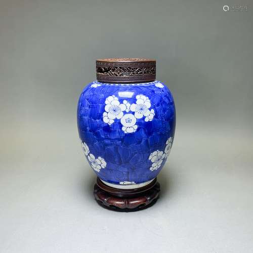 A CHINESE BLUE AND WHITE 'PRUNUS' JAR, KANGXI PERIOD