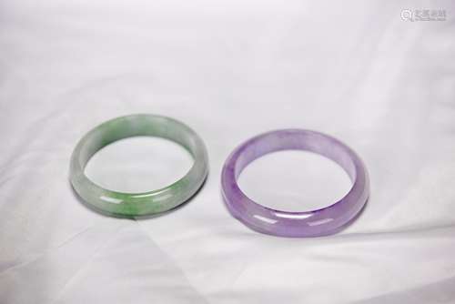 A PAIR OF JADEITE BRACELETS