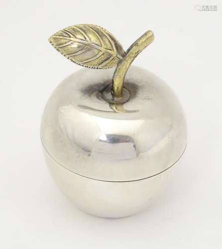 A small silver pot formed as an apple, marked under.