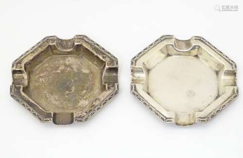 A pair of Art Deco silver ashtrays, hallmarked