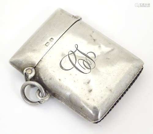 A silver vesta case hallmarked Birmingham 1918, maker