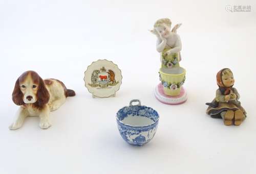 A quantity of assorted ceramic items to include a blue