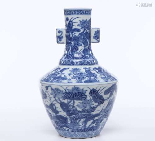 CHINESE PORCELAIN BLUE AND WHITE LOTUS AND DUCK ZUN