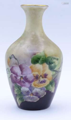 kl. handbemalte Porzellan Vase mit Blumendekor ,signiert E.L...