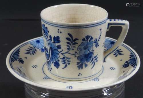 Moccatasse mit U.T. "Delft" Blaumalerei