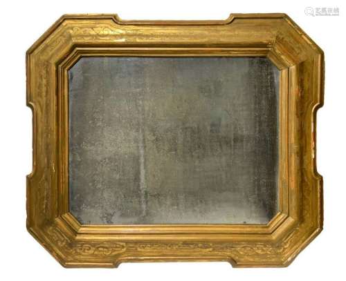 Big and important golden wood mirror with curtain