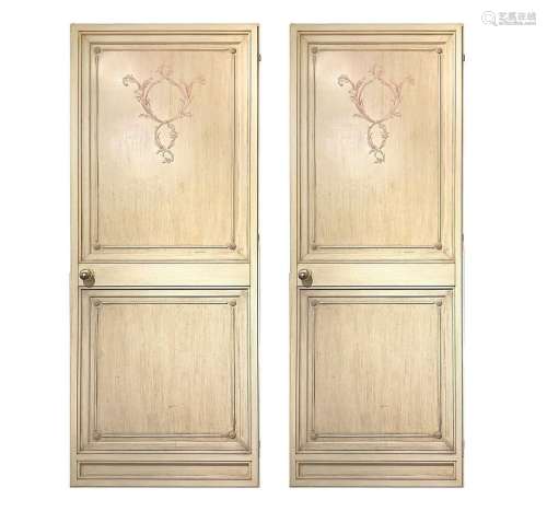 Pair of lacquered doors