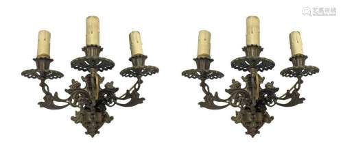 Pair of appliques in golden bronze with three lights