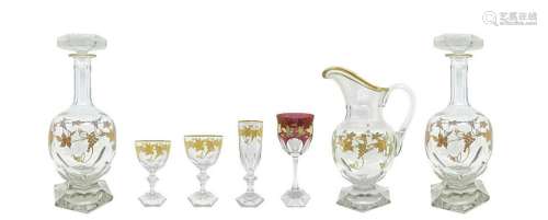 Glass set with golden perfilo decorated with leaves and