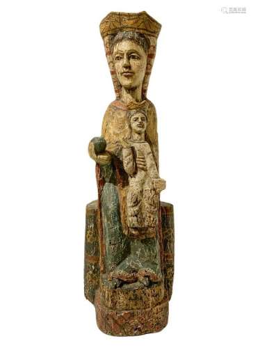 Lodging statue depicting Virgin Mary in throne with