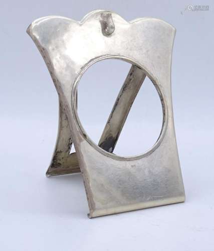 Taschenuhrenhalter in Silber 0.900, H- 10,5 cm, 72 g.