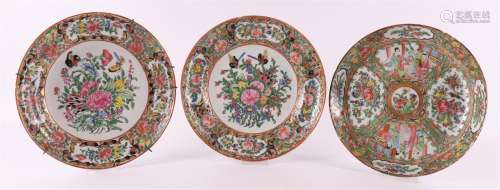 Three china china plates, Canton, 19th century.