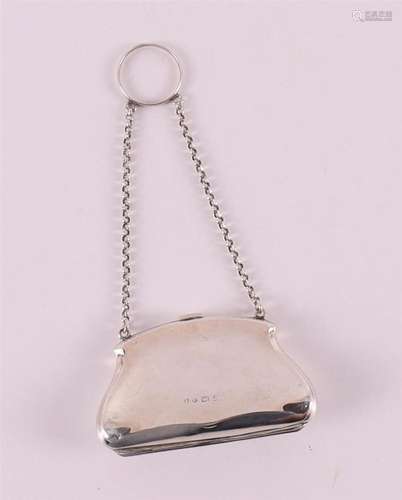 A 1st grade 925/1000 silver purse, Birmingham 1915.