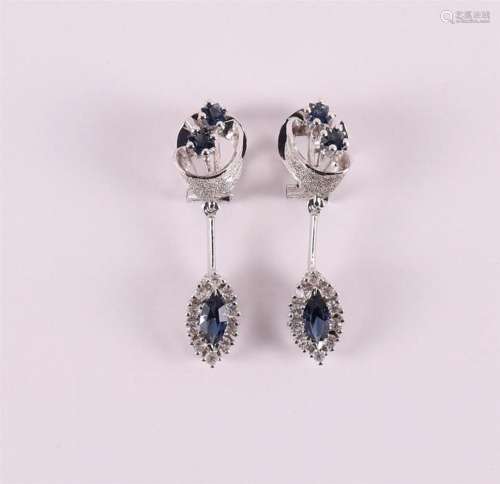 A pair of 1st grade silver pendeloques, set with blue sapphi...